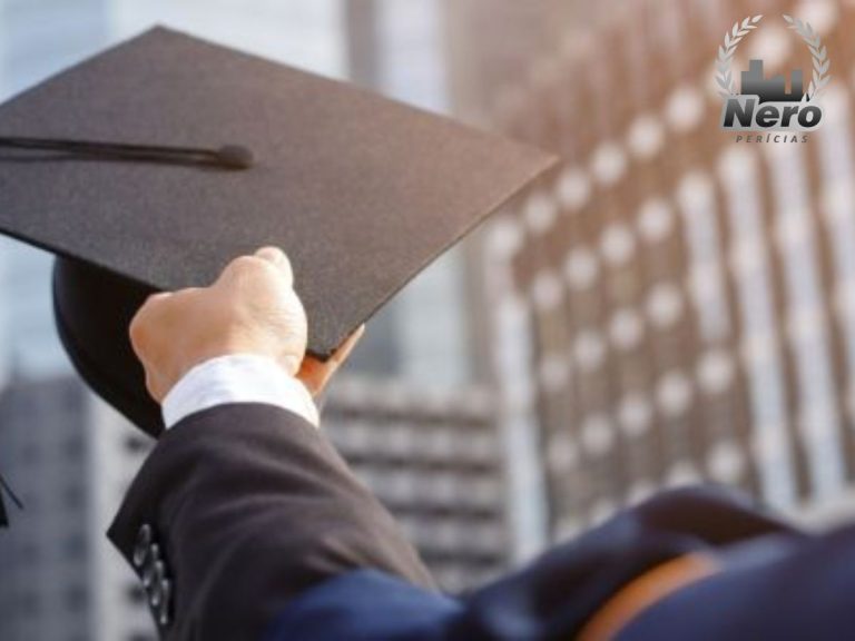 preciso ter faculdade para ser perito grafotecnico